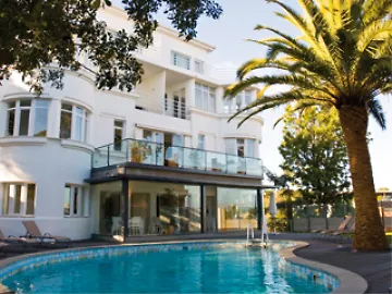Amazonia Estoril Hotel